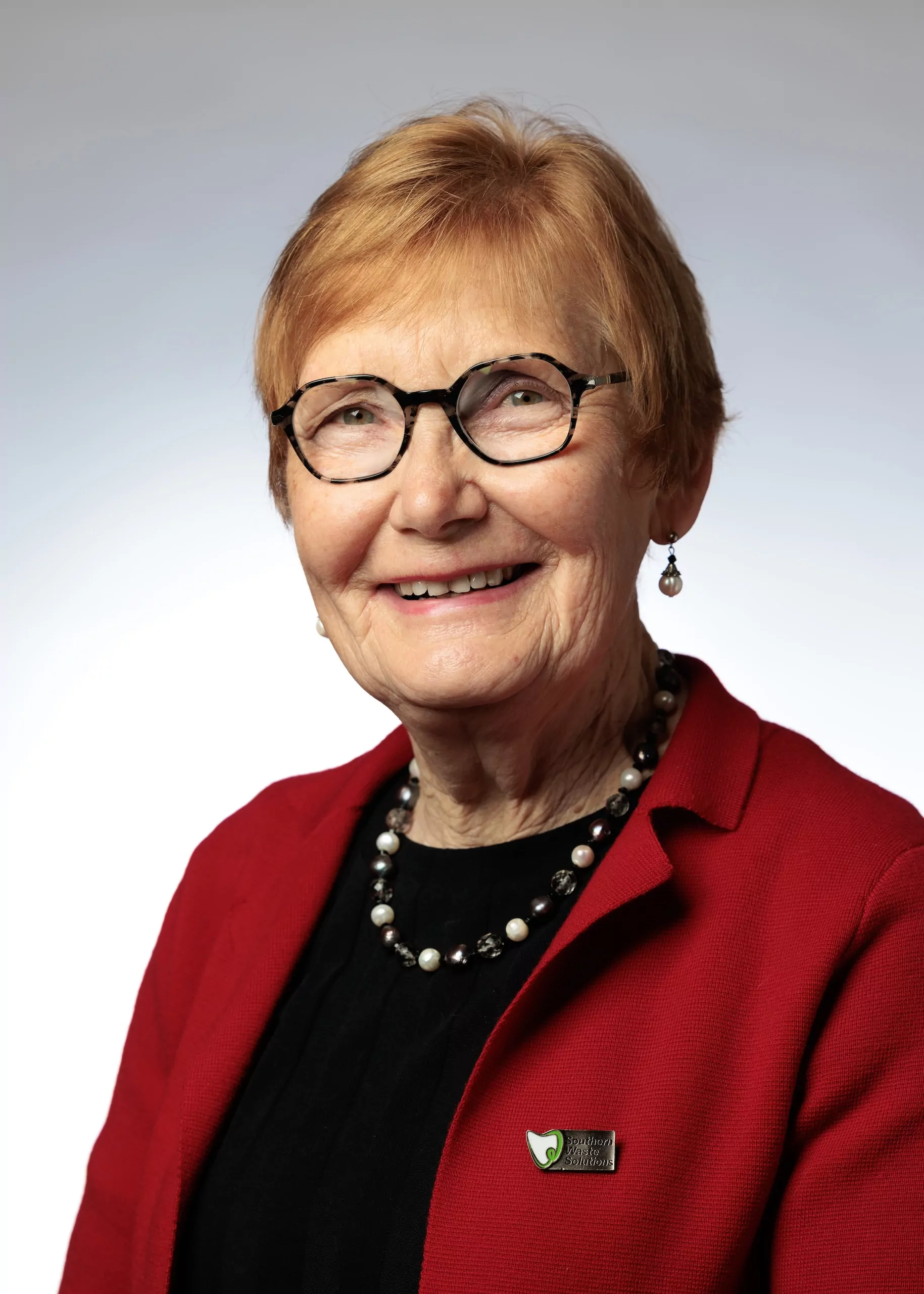 Dr Christine Mucha